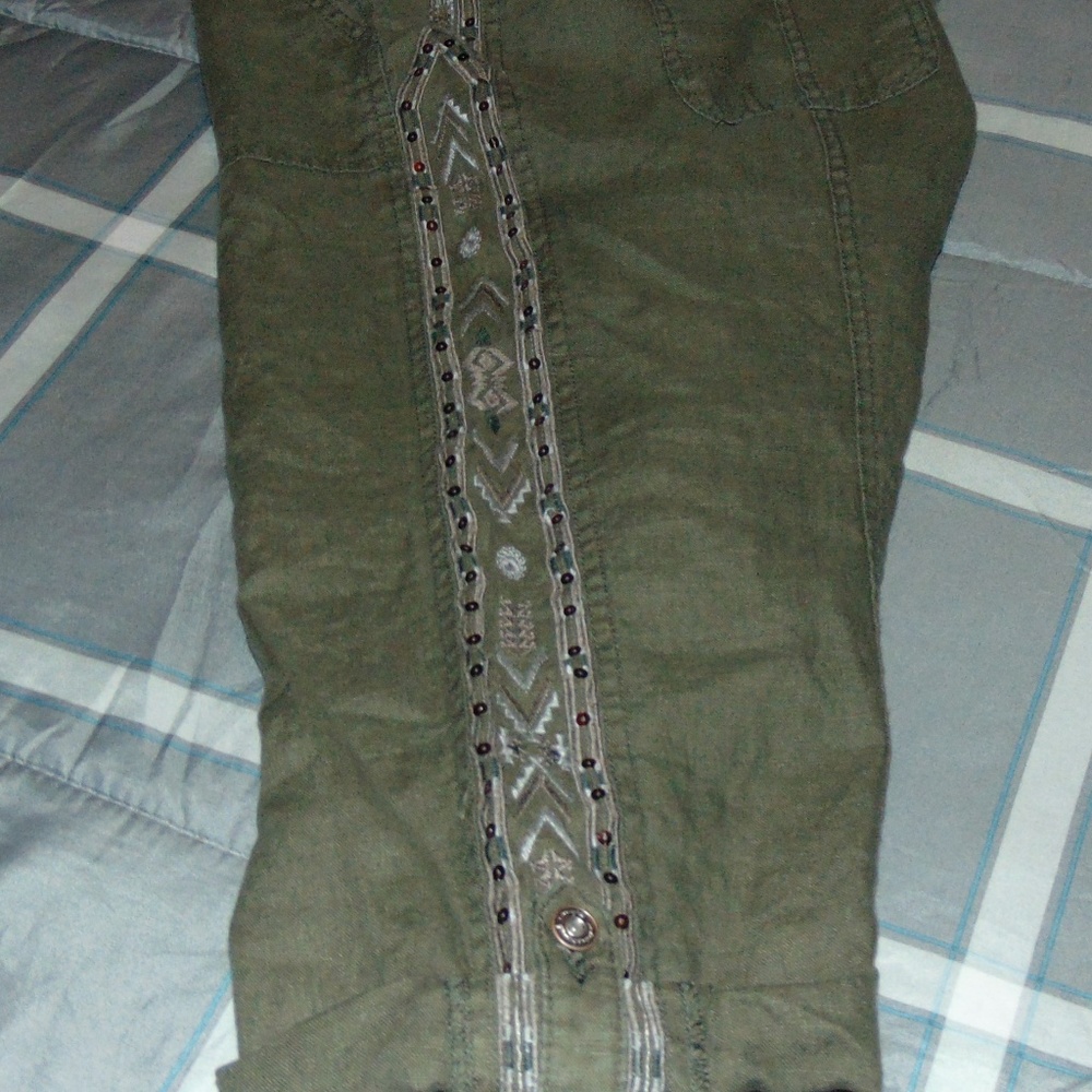 INC Green Capris